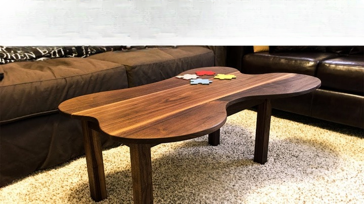 DIY Round Walnut Coffee Table For New Beginners